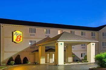 Hotel Super 8 by Wyndham Pontoon Beach IL/St. Louis MO Area - Bild 3