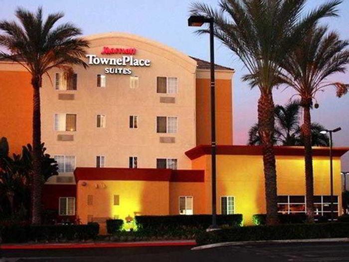 Hotel TownePlace Suites Anaheim Maingate Near Angel Stadium - Bild 1