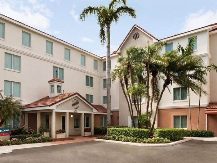 Hotel TownePlace Suites Boca Raton - Bild 1