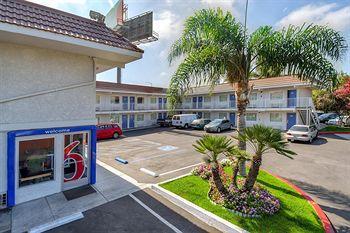 Hotel Motel 6 Los Angeles - Norwalk - Bild 1