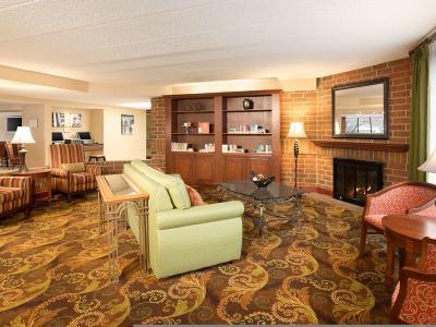 Hotel Country Inn & Suites by Radisson, Lincoln Airport, NE - Bild 4