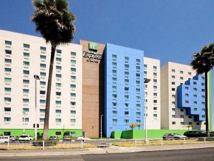 Hotel Holiday Inn Express & Suites Toluca Zona Aeropuerto - Bild 1
