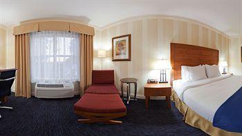 Hotel Holiday Inn Express & Suites Santa Cruz - Bild 4