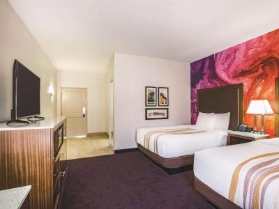 Hotel La Quinta Inn & Suites by Wyndham Chambersburg - Bild 2