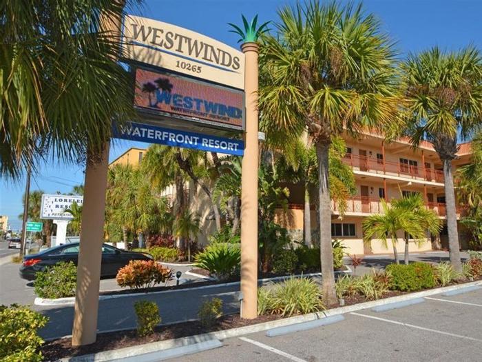 Hotel Westwinds Waterfront Resort - Bild 1