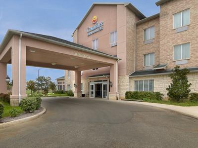 Hotel Comfort Inn & Suites Near Lake Lewisville - Bild 2