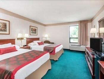 Hotel Ramada by Wyndham Strasburg Dover - Bild 5