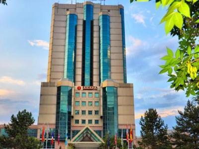 Hotel Ramada Plaza Astana - Bild 2
