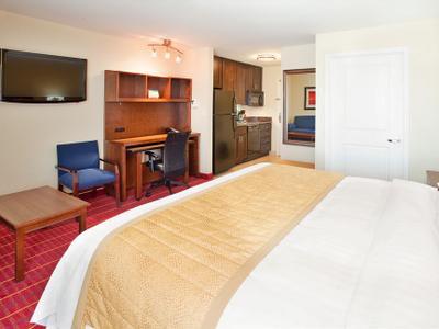 Hotel TownePlace Suites Midland - Bild 2