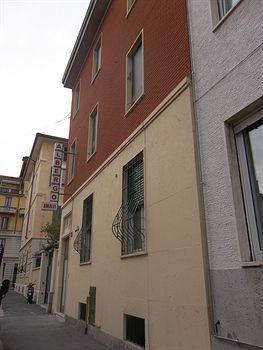 Hotel Albergo Amalfi Milano - Bild 1