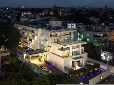 Hotel THE PARK Bangalore - Bild 2
