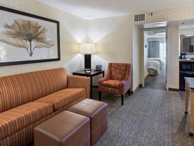 Hotel Embassy Suites by Hilton Los Angeles Downey - Bild 3