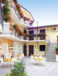 Hotel Residence Dei Fiori - Bild 4