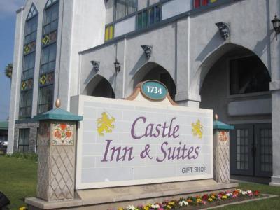 Hotel Castle Inn & Suites - Bild 2