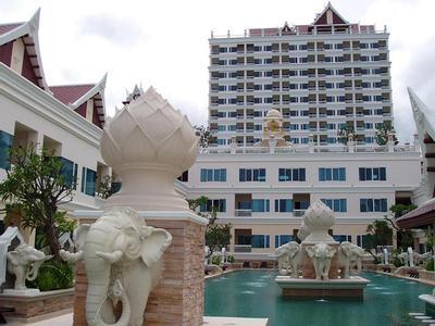 Hotel Grand Pacific Sovereign Resort & Spa - Bild 3