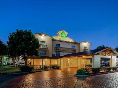 Hotel La Quinta Inn & Suites by Wyndham Irvine Spectrum - Bild 3