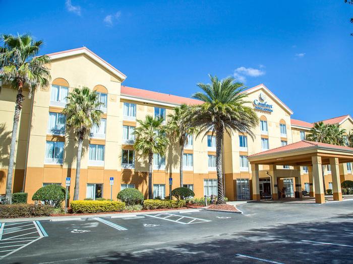 Hotel Comfort Inn & Suites Orlando North - Bild 1