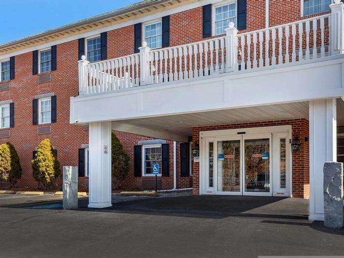 Hotel Comfort Inn Auburn - Bild 1