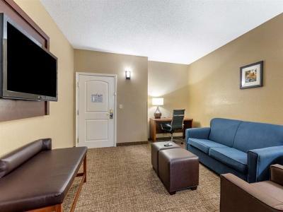 Hotel Comfort Inn & Suites El Dorado - Bild 4