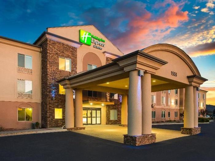 Hotel Holiday Inn Express & Suites Cedar City - Bild 1