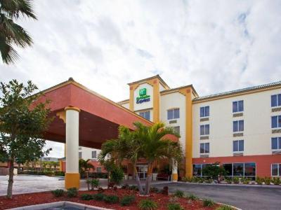 Hotel Holiday Inn Express & Suites Cocoa Beach - Bild 2