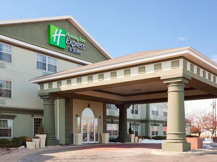 Holiday Inn Express Hotel & Suites Oshkosh Stateroute 41 - Bild 1
