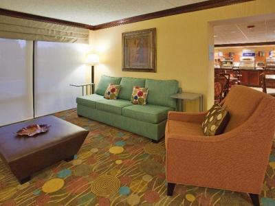 Hotel Holiday Inn Express Lynchburg - Bild 4