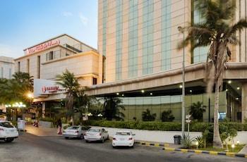 Hotel Ramada by Wyndham Continental Jeddah - Bild 2