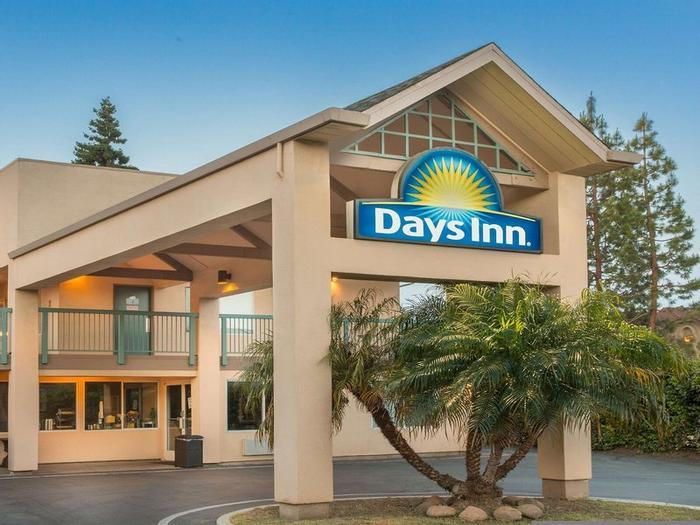 Hotel Days Inn by Wyndham Redwood City - Bild 1