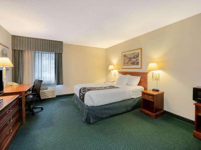 Hotel La Quinta Inn by Wyndham Cleveland Independence - Bild 4