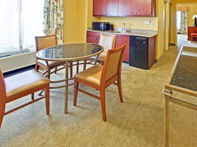 Holiday Inn Express Hotel & Suites West Hurst DFW Airport - Bild 4