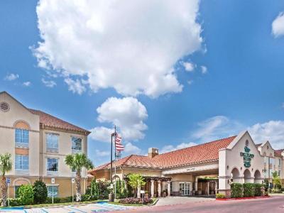 Hotel Homewood Suites by Hilton Laredo at Mall del Norte - Bild 3