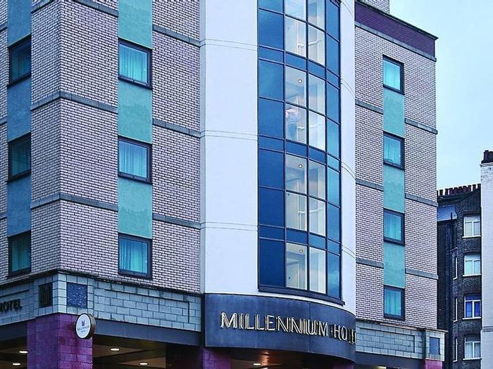 Millennium & Copthorne Hotels at Chelsea Football Club - Bild 1