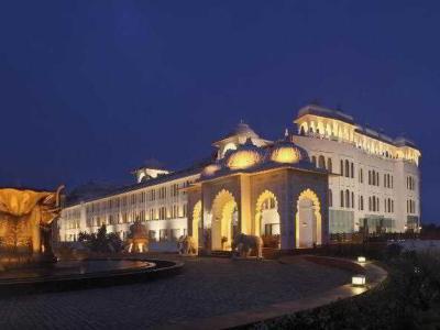 Hotel Radisson Blu Udaipur Palace Resort & Spa - Bild 5