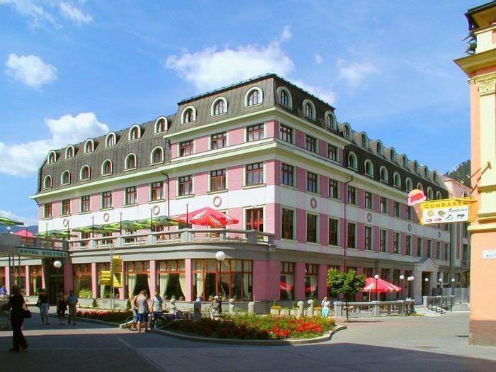 Hotel Kultúra - Bild 1