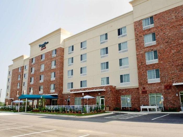 TownePlace Suites Charlotte Mooresville - Bild 1