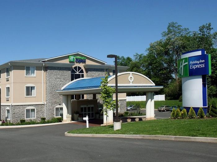 Hotel Holiday Inn Express Newington - Hartford - Bild 1