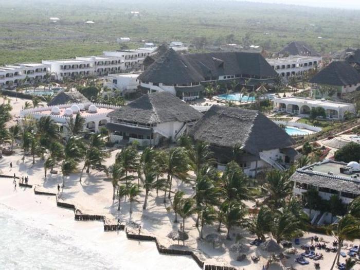 Hotel Jacaranda Beach Resort - Bild 1
