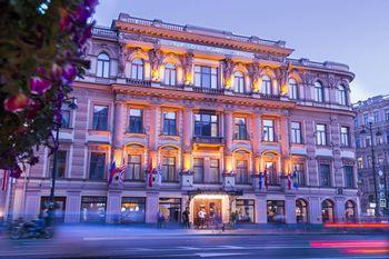 Cosmos Selection Saint-Petersburg Nevsky Royal Hotel, a member of Radisson Individuals - Bild 2