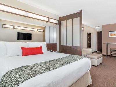 Hotel Microtel Inn & Suites by Wyndham Estevan - Bild 4