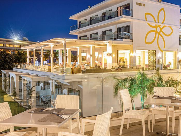 Hotel Sentido Asterias Beach Resort - Bild 1