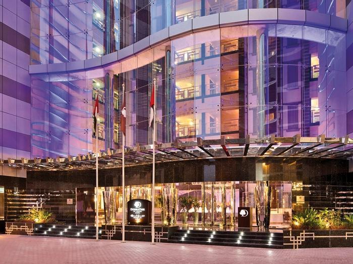 DoubleTree by Hilton Hotel & Residences Dubai Al Barsha - Bild 1