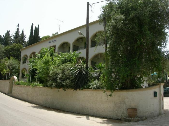 Villa Karmar Aparthotel - Bild 1