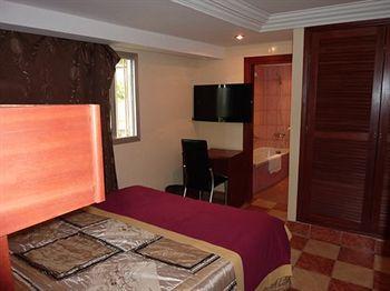 Somatel Hotel Douala - Bild 2