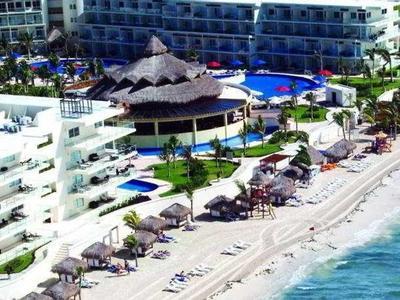 Hotel Margaritaville Island Reserve Riviera Cancún - Bild 5