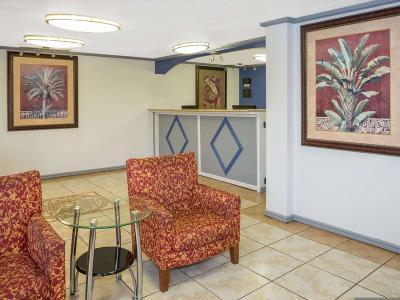 Hotel Travelodge by Wyndham Fort Myers North - Bild 4