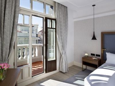 Hotel DoubleTree by Hilton Madrid-Prado - Bild 4