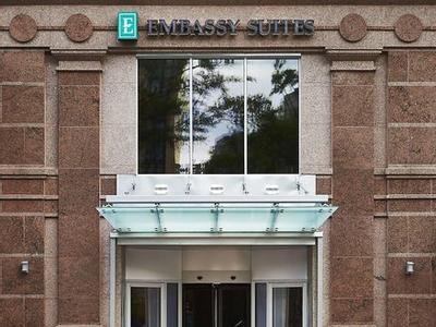 Hotel Embassy Suites at the Chevy Chase Pavilion - Bild 4