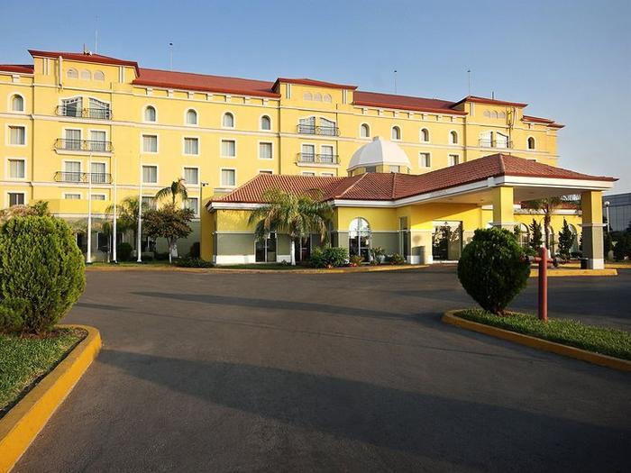 Hotel Fiesta Inn Nuevo Laredo - Bild 1