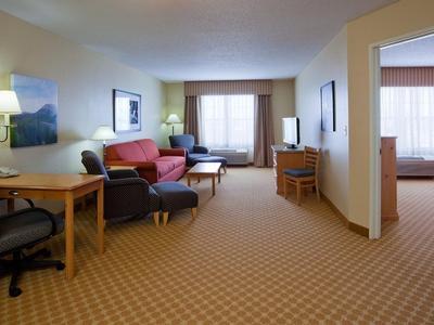 Hotel Country Inn & Suites by Radisson, Pella, IA - Bild 2